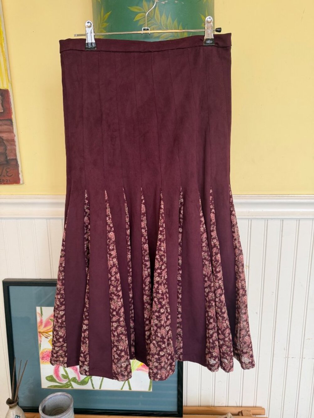 New York & Company Stretch Burgundy Floral Panel Midi Skirt Size 0